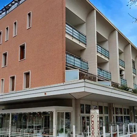 Cn037 - Cesenatico, Elegante Trilocale Con Balcone E Garage * צ'סנטיקו