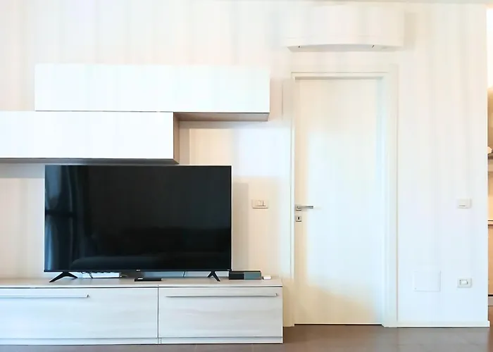 Lägenhet Cn037 - Cesenatico, Elegante Trilocale Con Balcone E Garage *